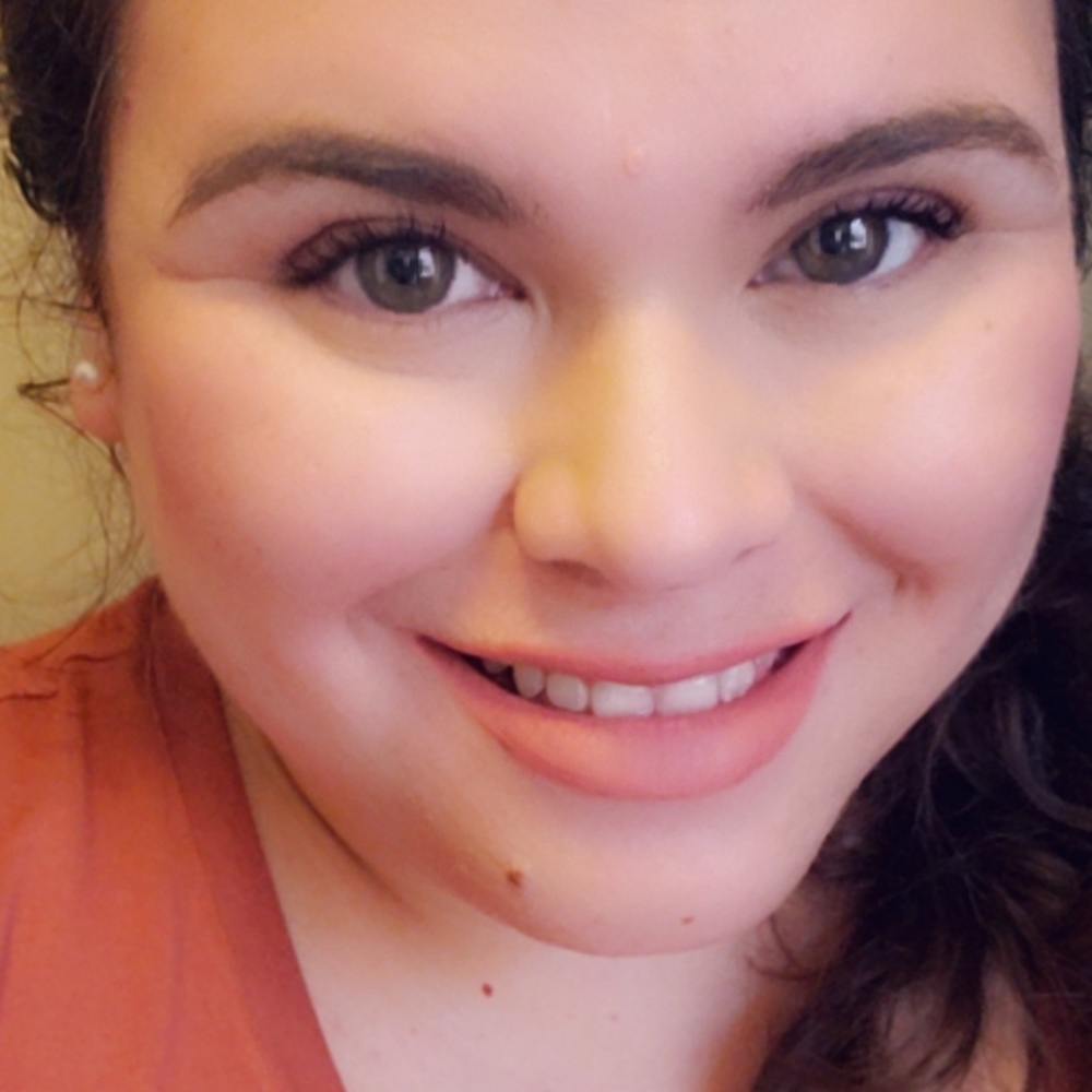 Meet your Posher, Rebecca